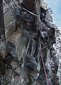 Per Lindberg above the initial overhang of the route Smørbukken at Kristiansmokollen. ©Pawel Karczmarczyk